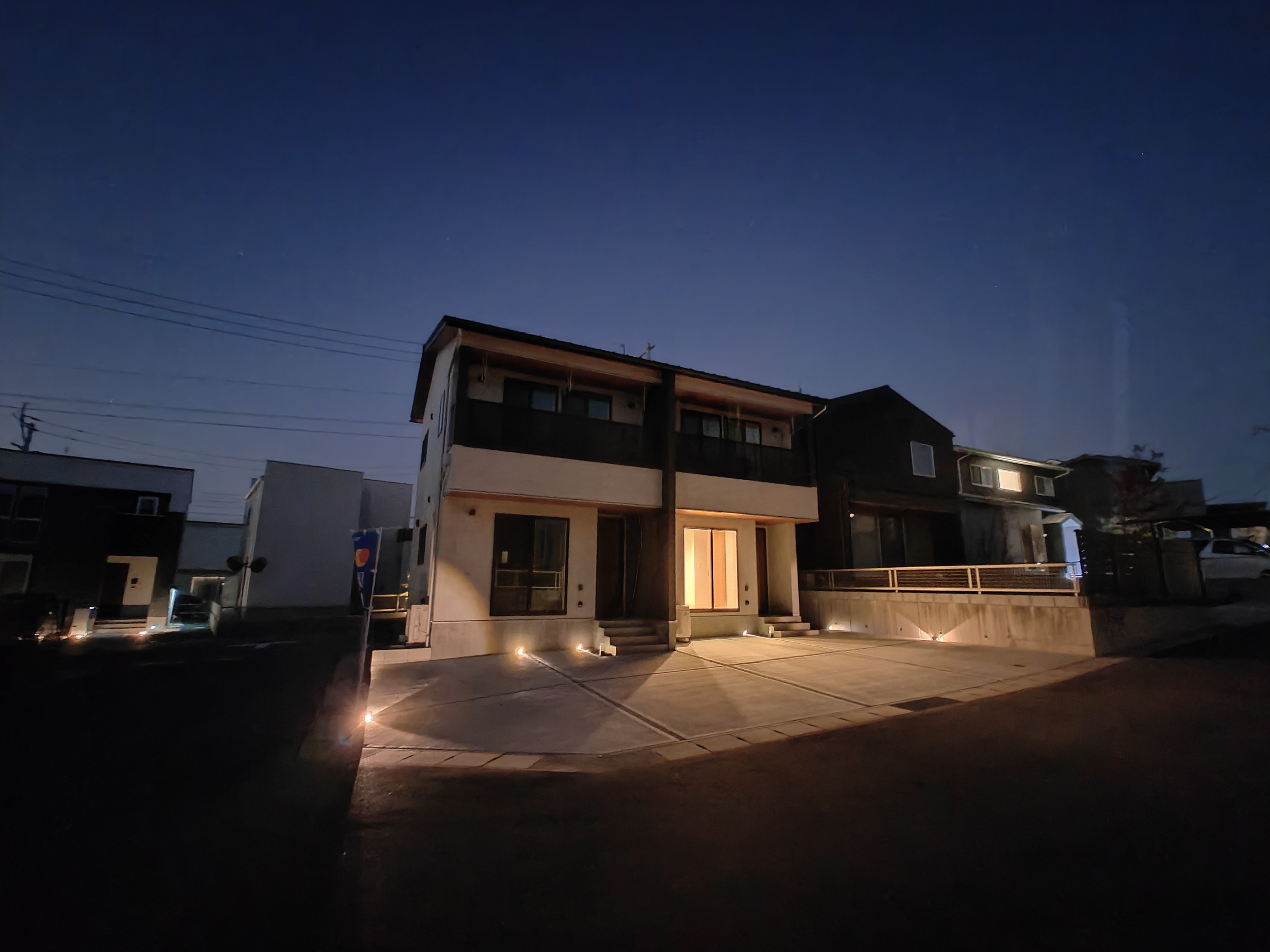 Stark House Kumamoto Ozu exterior view 1